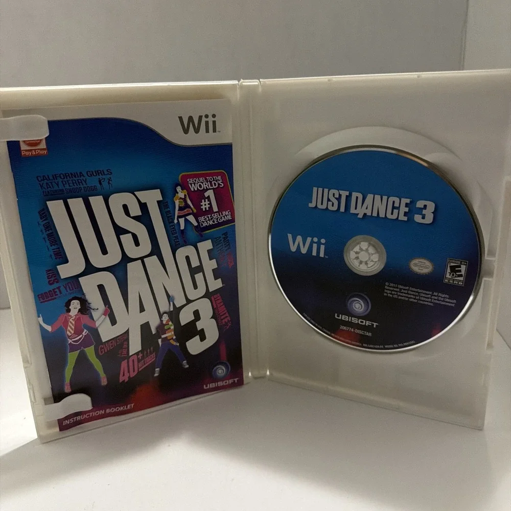 Just Dance 3 Nintendo Wii Game Complete with Manual Ubisoft 2011 CIB